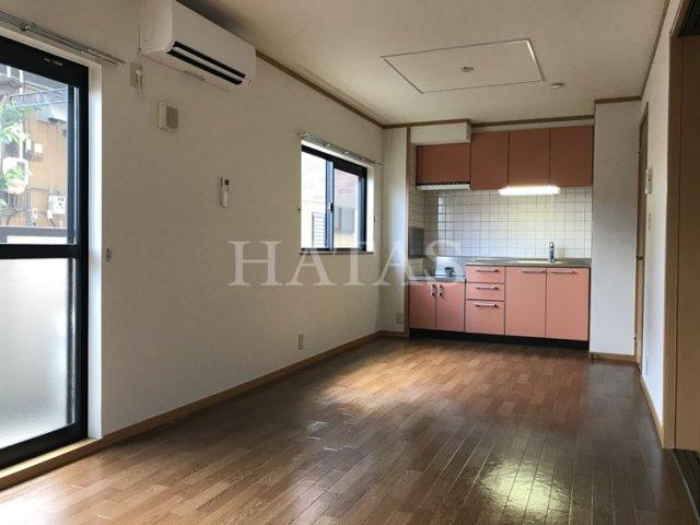 居室・リビング　同物件別部屋です。