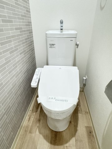 地下鉄谷町線 喜連瓜破駅 徒歩6分 3階建 築2年のトイレ写真