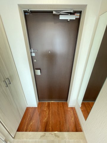 プレジオ関目の玄関写真