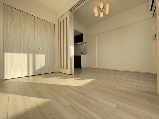 プレジオ関目の居間写真