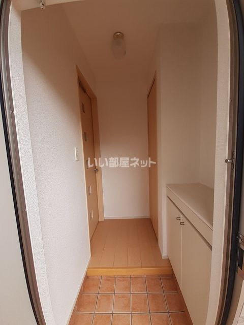 ショウアルバータの玄関写真