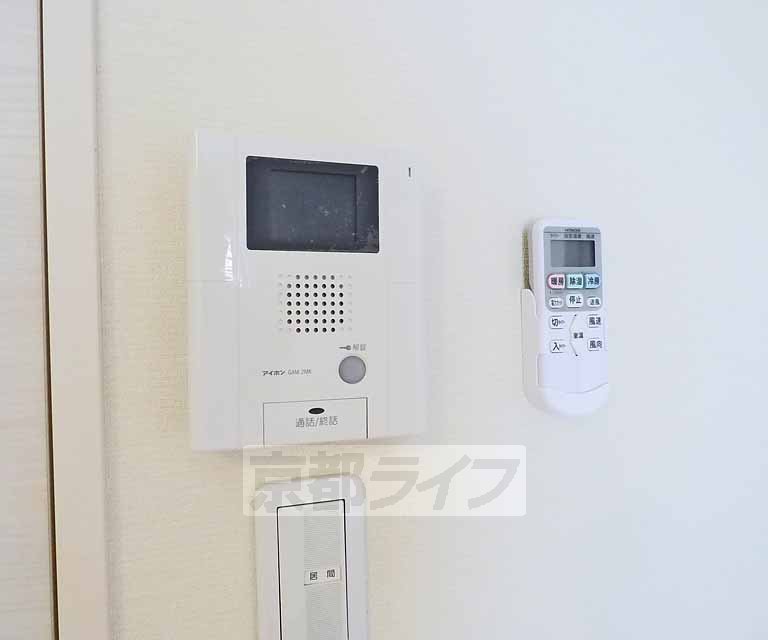 セキュリティ　ＴＶモニター付インターホンです。