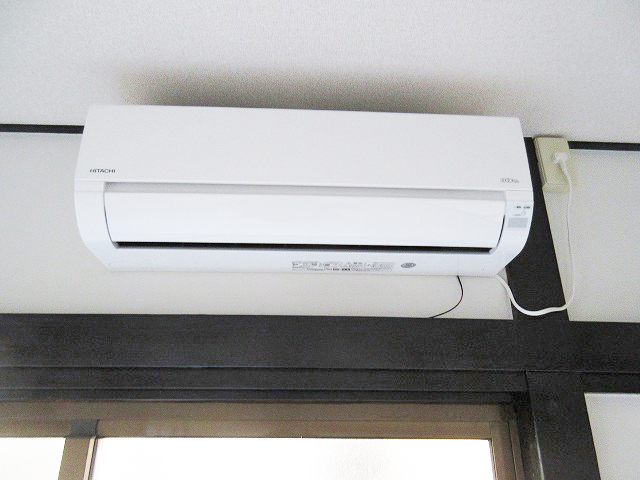 その他設備　エアコン５基あり