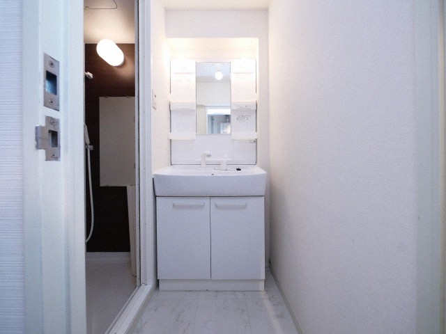 【札幌市北区新琴似八条のマンションの洗面設備】