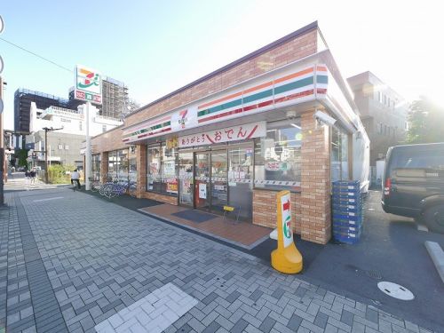 【藤沢市大鋸のアパートのコンビニ】