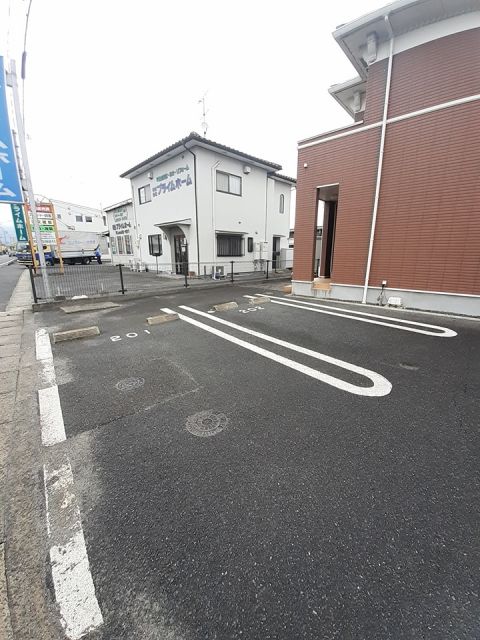 【瀬戸内市長船町土師のアパートの駐車場】