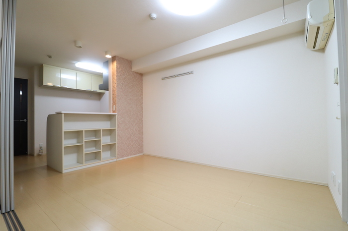居室・リビング　※写真は同じ間取りの別部屋です。