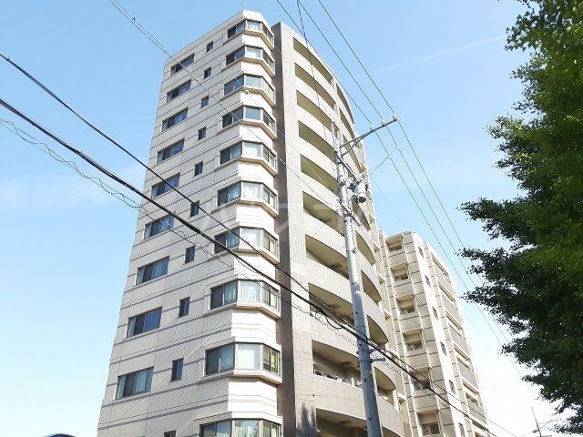 名古屋市瑞穂区中山町のマンションの建物外観