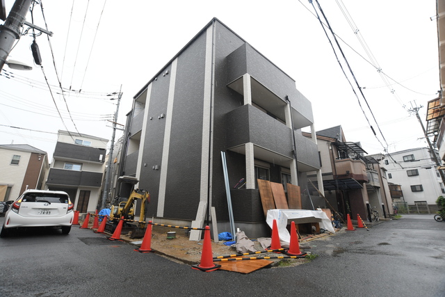 アイリス寝屋川の建物外観