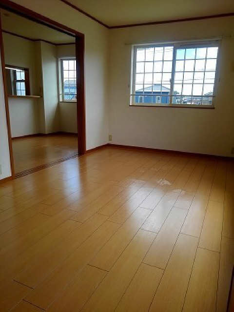 アヴェニュー_内装_0