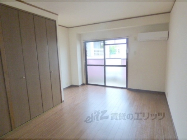 居室・リビング　洋室