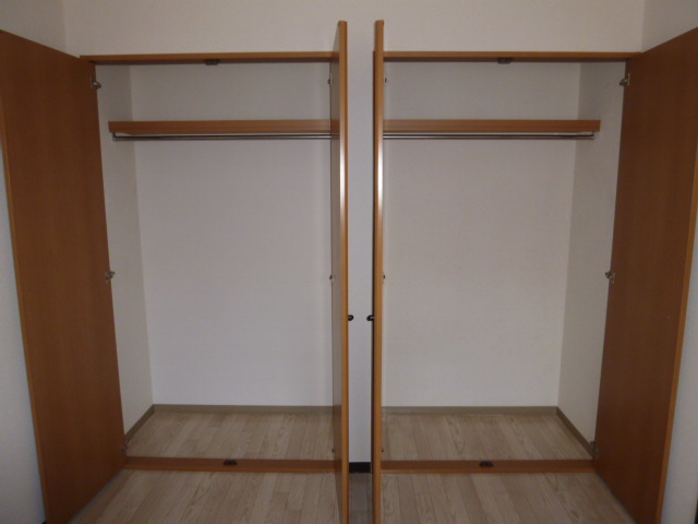収納　クローゼット