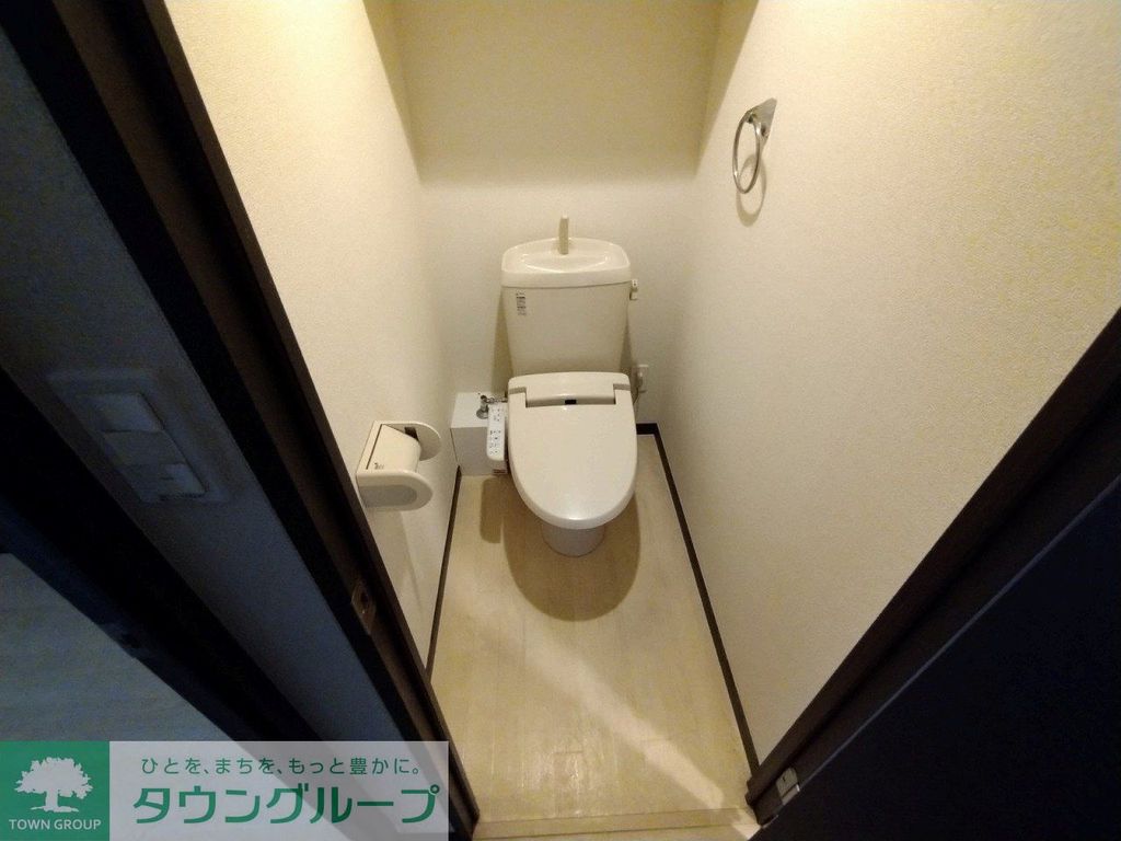 トイレ　■温水洗浄便座付