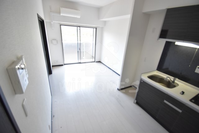 その他部屋・スペース　こちらのリビングで趣味の時間をお楽しみください