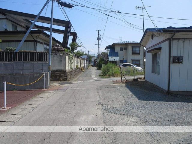 その他　周辺道路（その他）まで0m