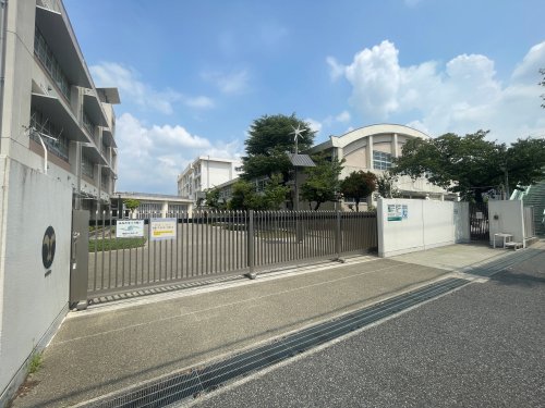 小学校　尼崎市立尼崎北小学校（小学校）まで700m