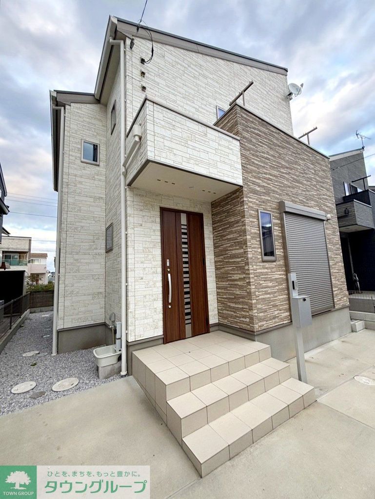 建物外観　エントランス