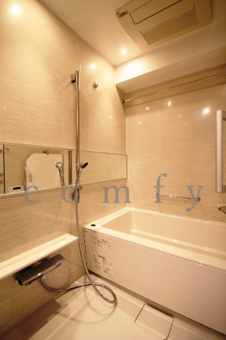 バス・シャワールーム　追い炊き機能浴室乾燥機付きバス