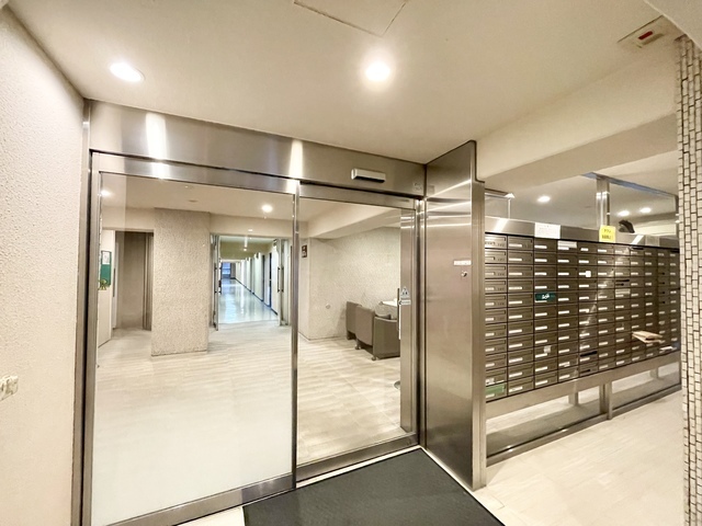 エントランス　エントランス