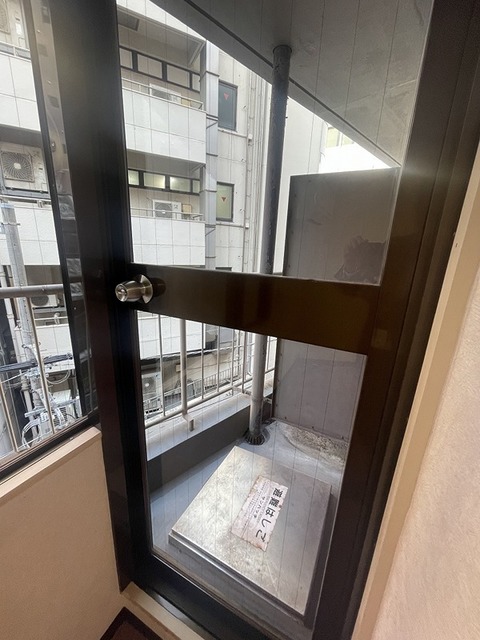 バルコニー　バルコニー