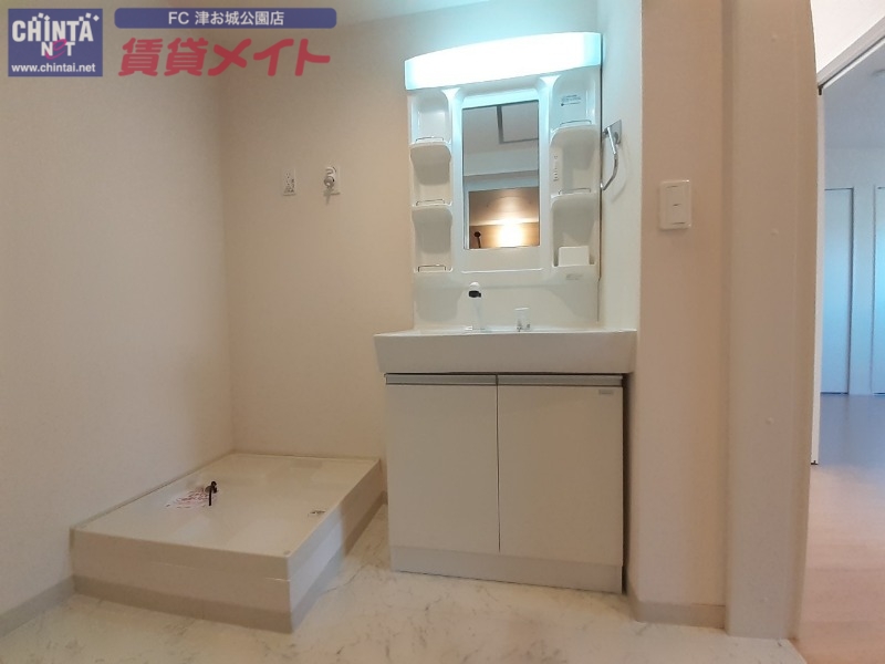 洗面設備　同型別室のお写真です