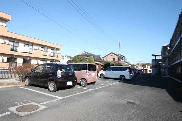 駐車場　駐車場！