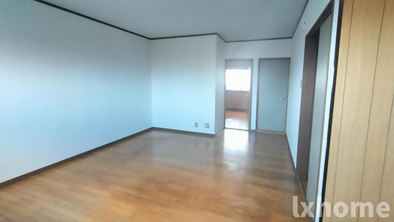 居室・リビング　居間です