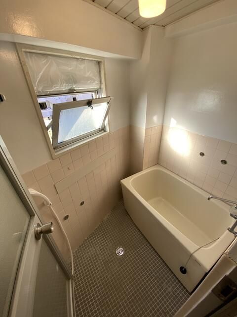 バス・シャワールーム　お風呂で日々の疲れを落としましょう