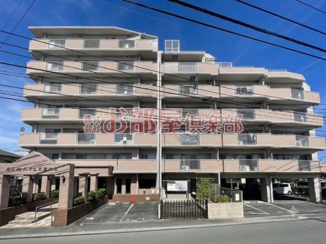 建物外観　外観は落ち着いています
