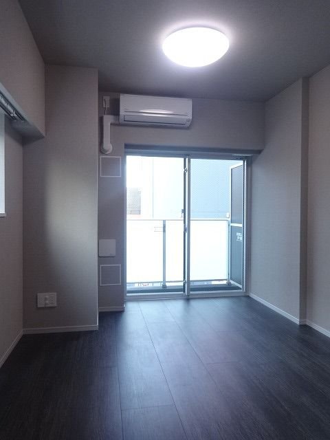 居室・リビング　同仕様