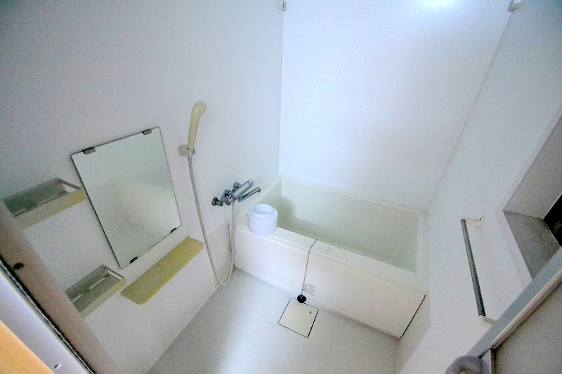 バス・シャワールーム　現況優先