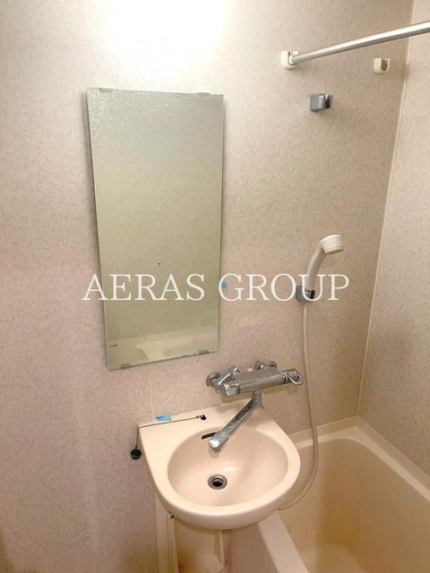 洗面設備　同仕様参考写真