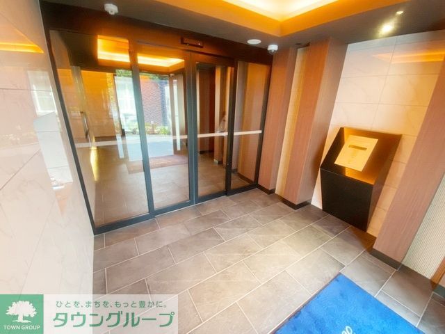 エントランス　エントランス