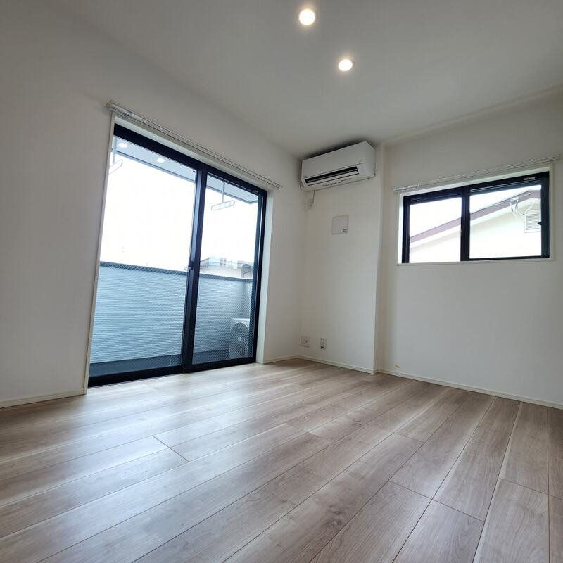 居室・リビング　物件画像