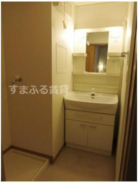 洗面設備　同仕様　反転の場合あり