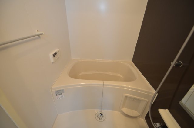 バス・シャワールーム　追い焚き機能付き