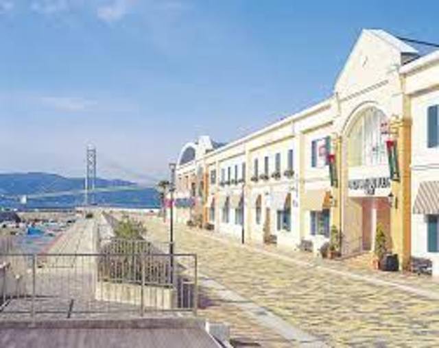 ショッピングセンター　GAP　Outlet三井アウトレットパークマリンピア神戸店（ショッピングセンター）まで1544m