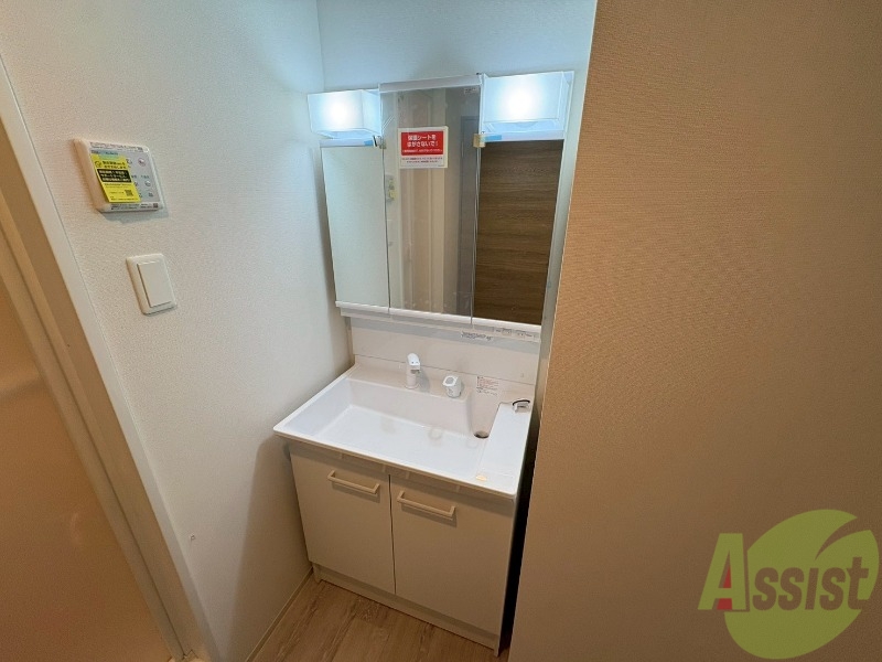 洗面設備　シャンプードレッサーで身支度もラクラクです！