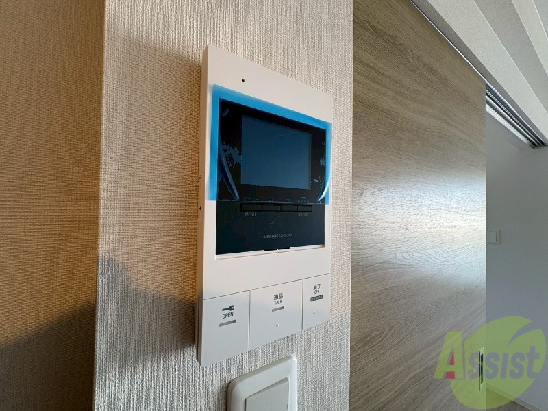 セキュリティ　モニタ付インターホンでセキュリティ面も安心です。