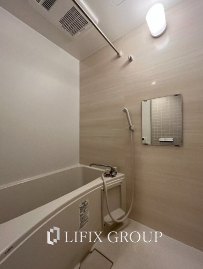 バス・シャワールーム　風呂