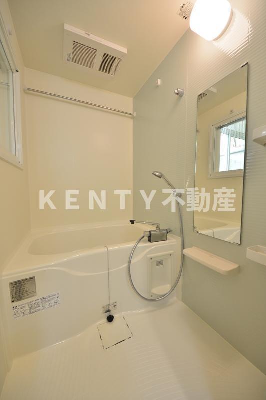 バス・シャワールーム　ゆったり過ごせるお風呂です