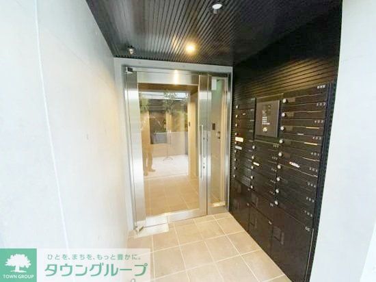 エントランス　部屋探しは株式会社　タウンハウジング　までお気軽にお問合せ…