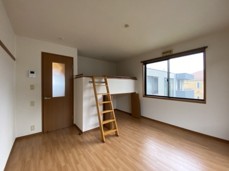 居室・リビング　図面と現状に相違がある場合には現状を優先