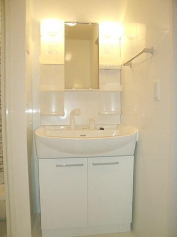 洗面設備　洗髪洗面化粧台