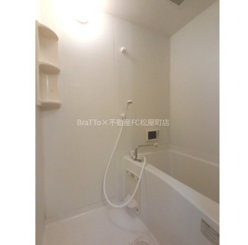 バス・シャワールーム　バス（浴室テレビ付き）