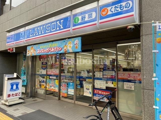 コンビニ　ローソン 新宿大久保二丁目店（コンビニ）まで111m