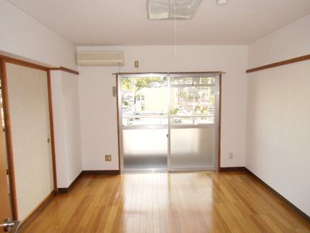 居室・リビング　洋室