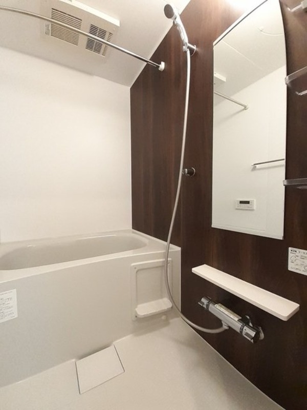 バス・シャワールーム　図面と現状に相違がある場合には現状を優先