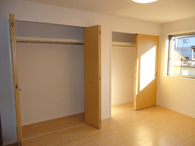 収納　洋室収納