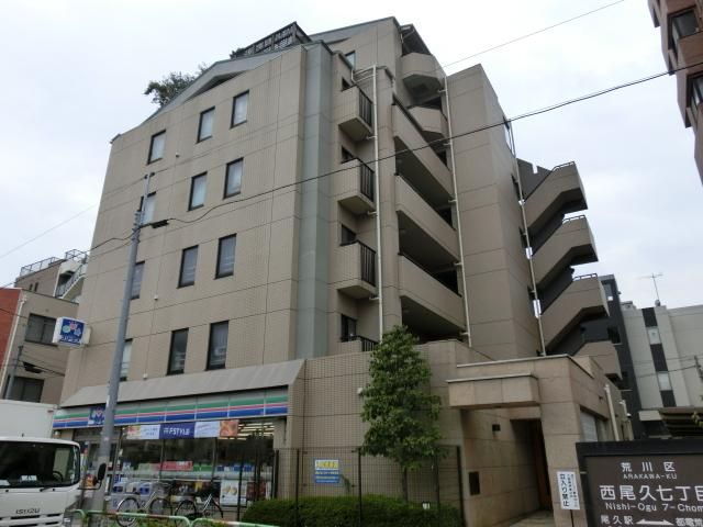 建物外観　鉄筋コンクリート造
